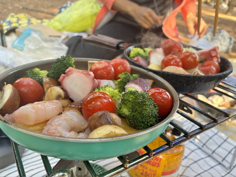 ＼2025紅葉スバラシイ／再度公園へ紅葉ノルディックウォーキングいってきました☆ ヤマメシ編