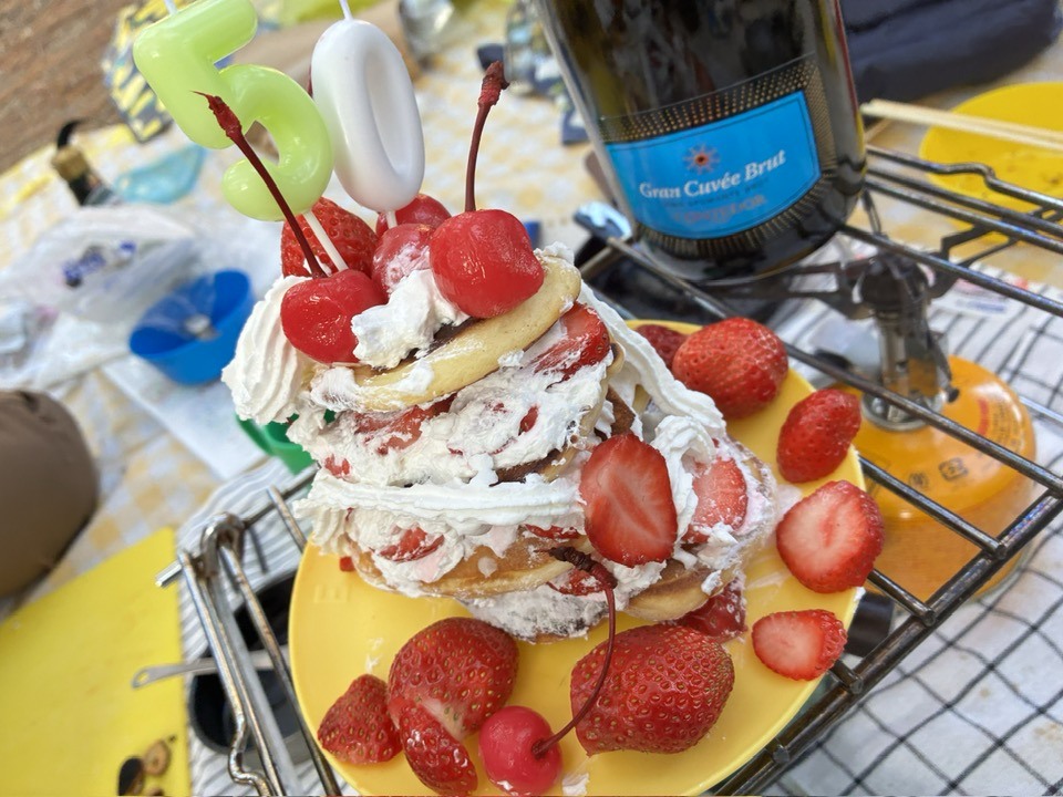 ＼2025紅葉スバラシイ／再度公園へ紅葉ノルディックウォーキングいってきました☆　パンケーキ