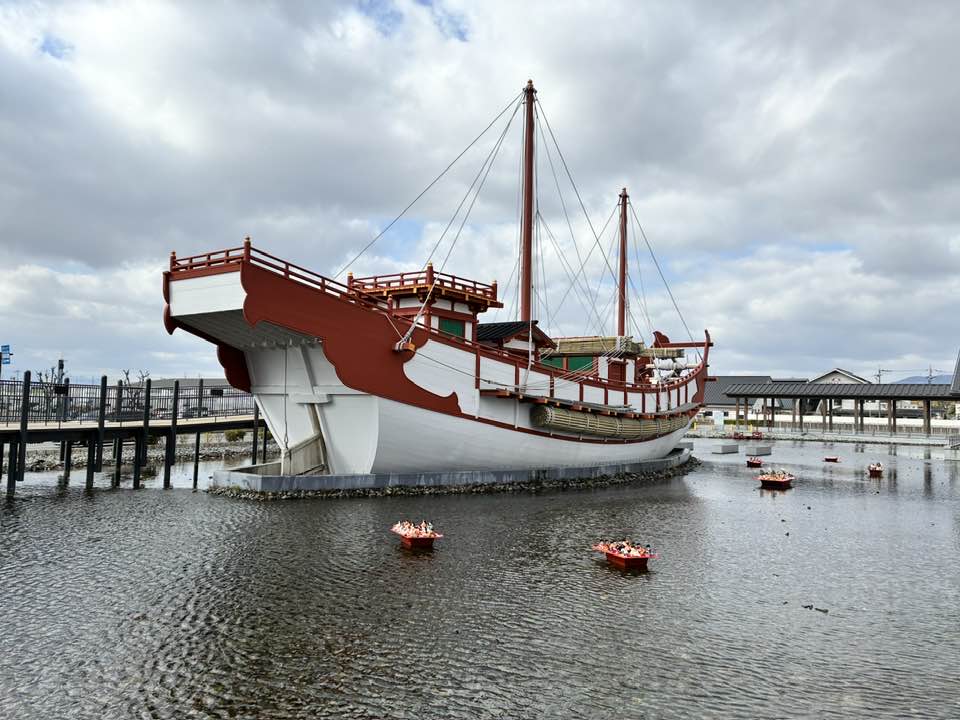 2026.5月は世界遺産 平城宮の公園でノルディックウォーキング&フイトラ(IR)真理さんの青空レッスン